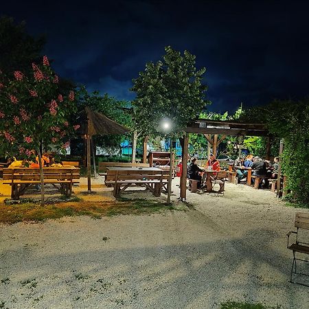 Marina Park Motel Vama Veche Dış mekan fotoğraf